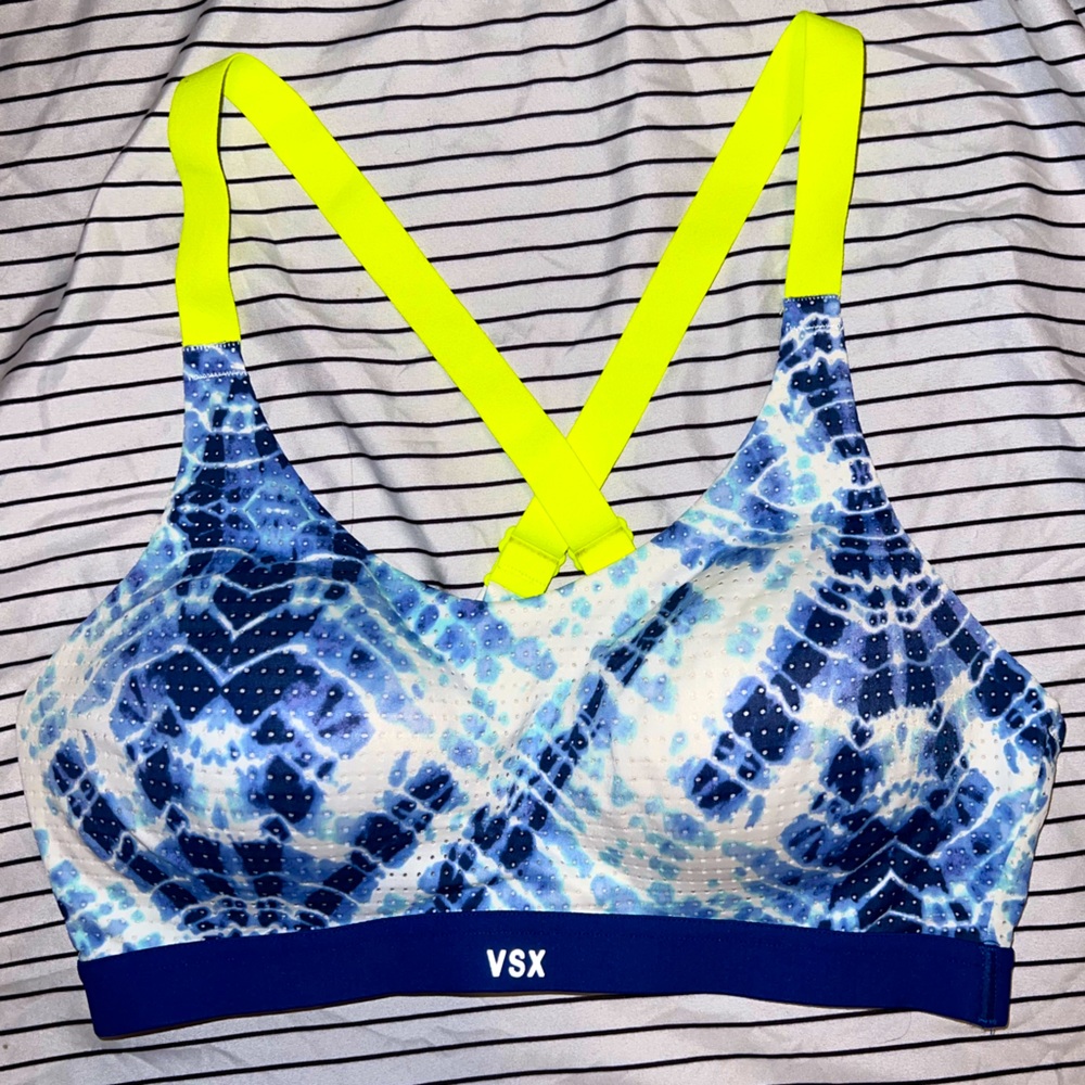 VSX Sport sports bra. 34C